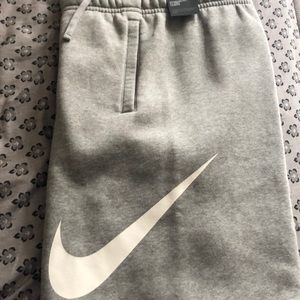 Men’s Nike shorts
